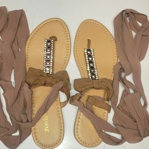 Tie up Sandals